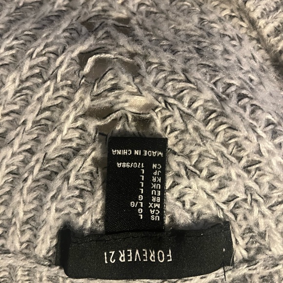 Sweater - Picture 2 of 2